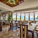 Montenero Resort&spa 3* 차르나 구라